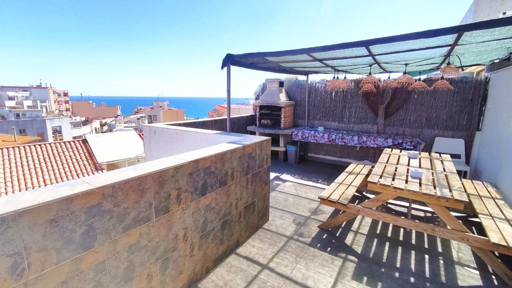 Claire Seaview & Beach-Apartment Montgat Exterior photo
